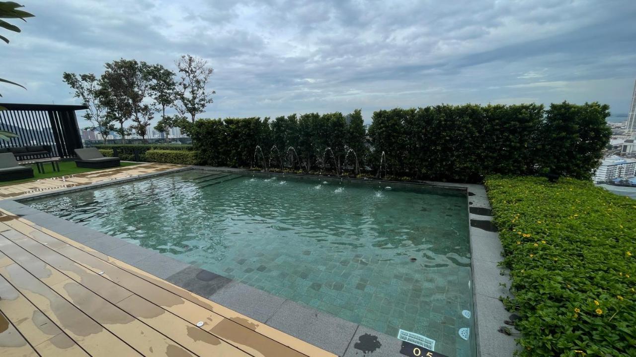 Beacon Executive Suite At Georgetown For 10Pax And 2 Bed Room Εξωτερικό φωτογραφία